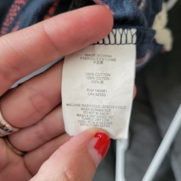 The Roark Revival Women's XL Short Sleeve T-shirt Dark Blue Pink White Pattern - Picture 8 of 8